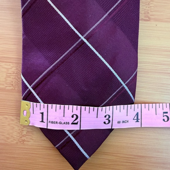 Kenneth Cole New York Men Silk Plaid Tie Hand Made Burgundy White Office Career - Picture 6 of 6